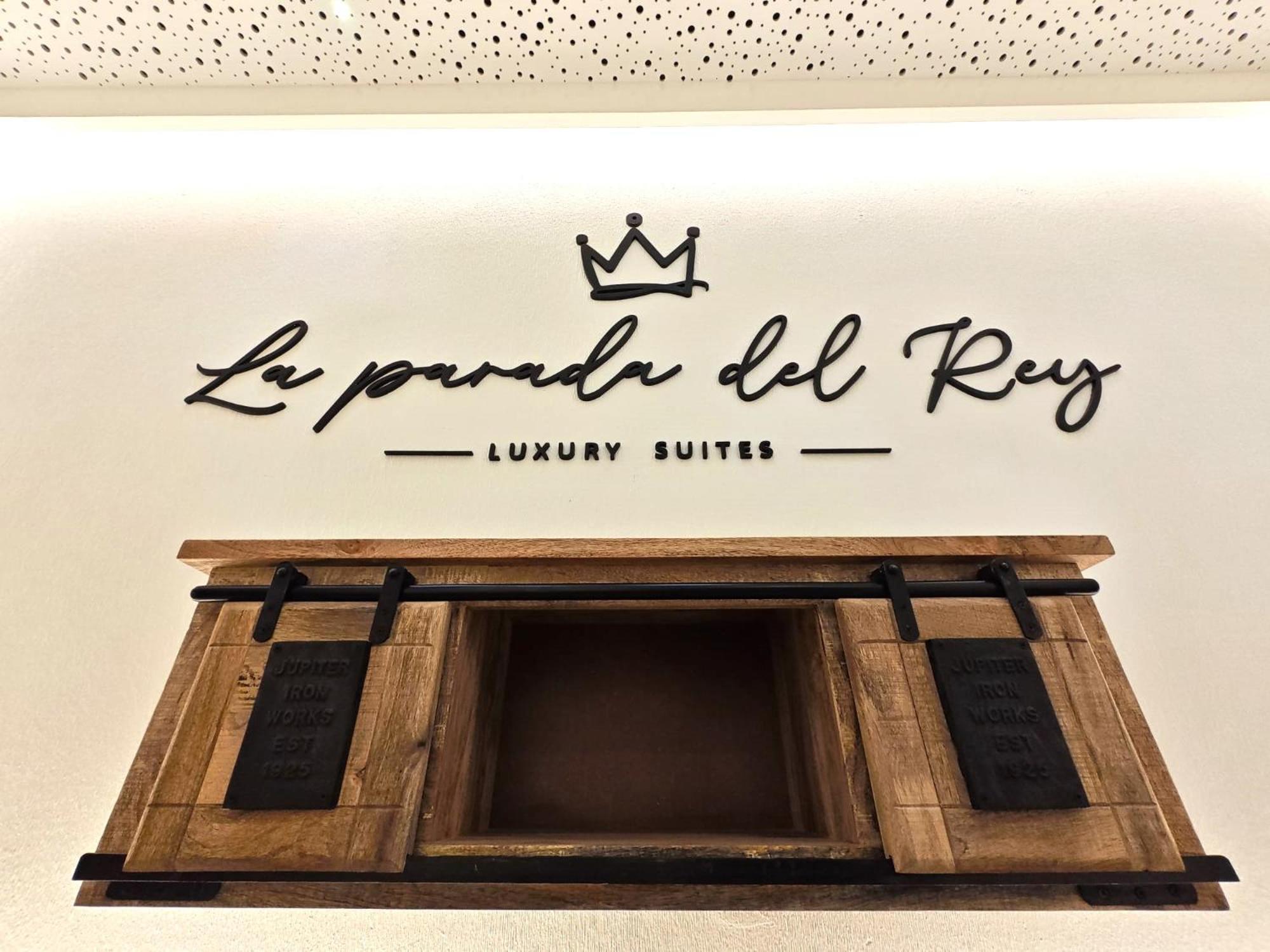 La Parada Del Rey - Luxury Suites Plasence Extérieur photo